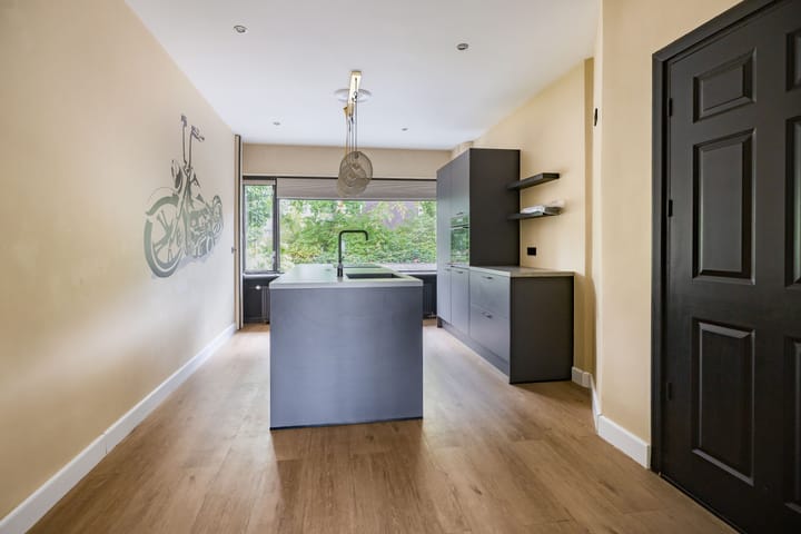 Tussenwoning te koop: Tweede kade 66, Gouda