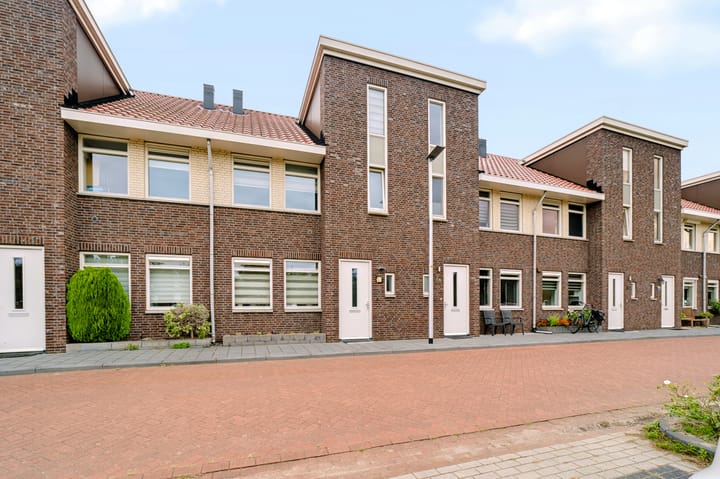 Tussenwoning te koop: Springerstraat 46, Almelo