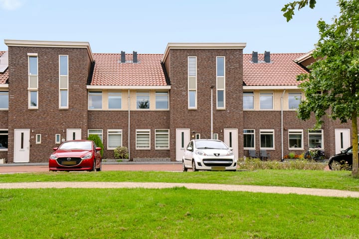 Tussenwoning te koop: Springerstraat 46, Almelo