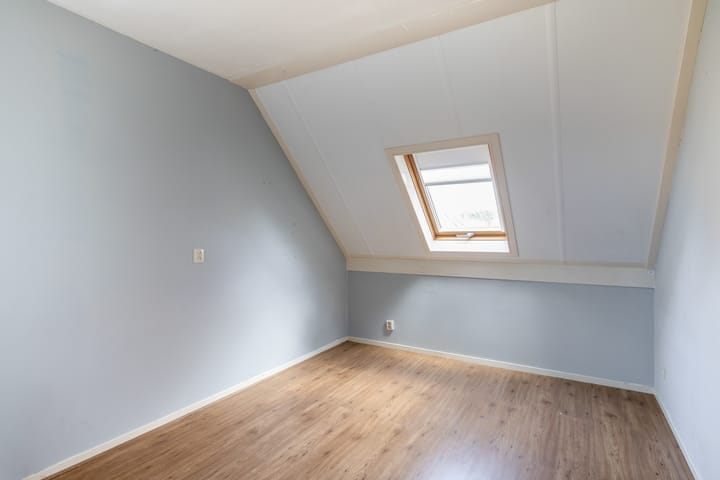 Tussenwoning te koop: Sweelinckstraat 3, Dirksland