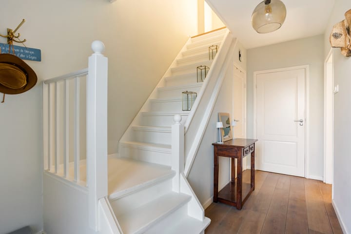Tussenwoning te koop: Nieuw-Loosdrechtsedijk 81, Loosdrecht
