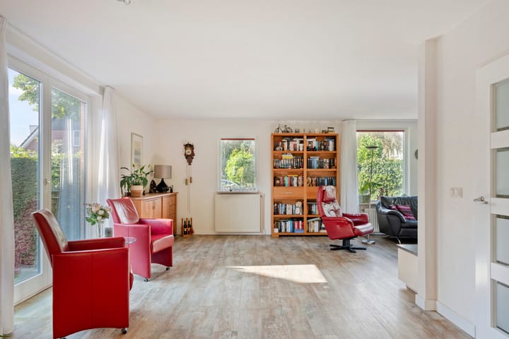 Vrijstaande woning te koop: Magnolialaan 18, Ermelo