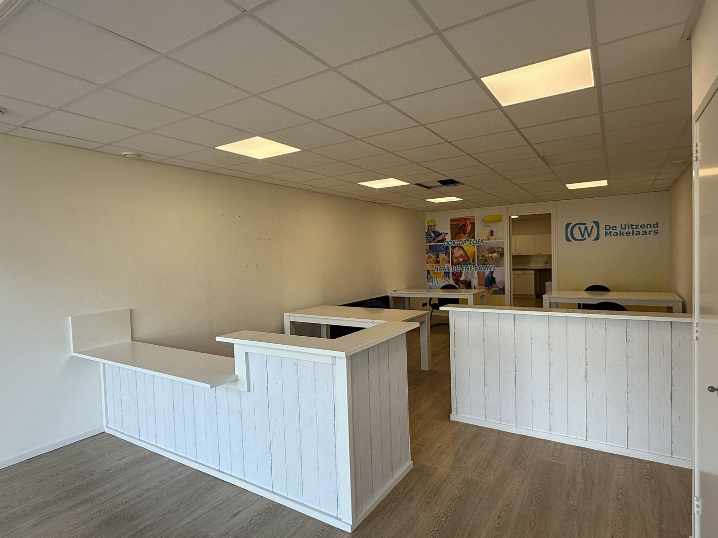 View photo 3 of Leeuwarderweg 7-B