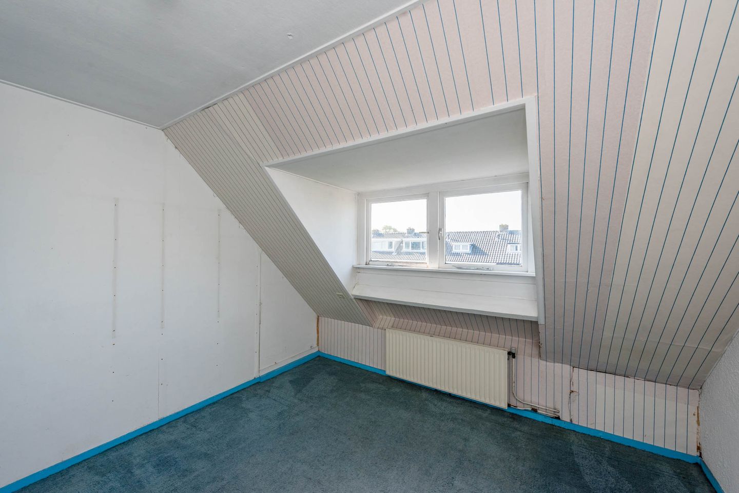Photo 29 of Dolfijnstraat 19