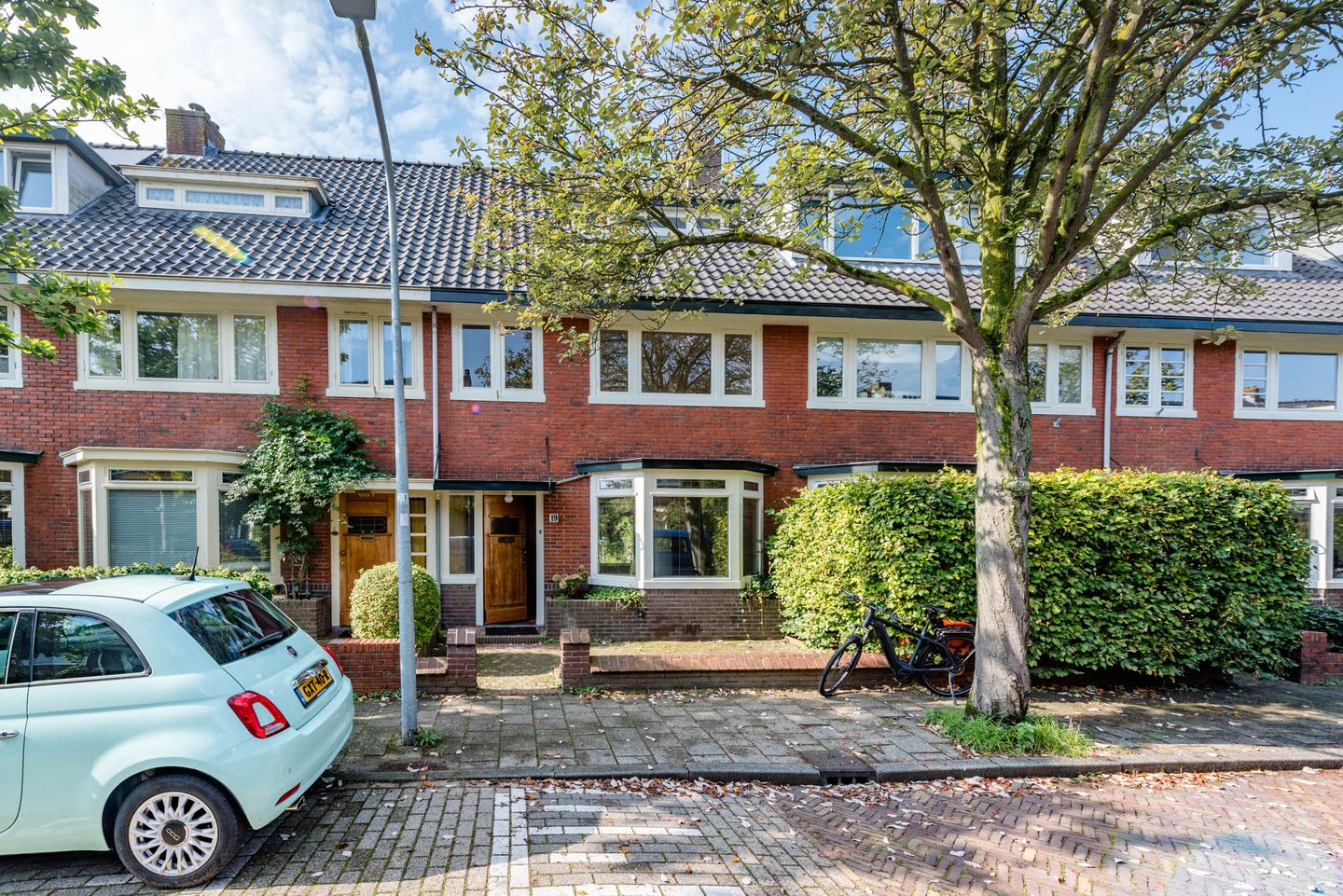 Foto 1 van Dolfijnstraat 19
