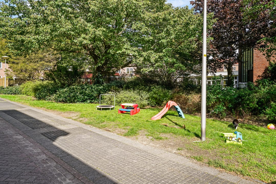 Photo 23 of Waalstraat 79