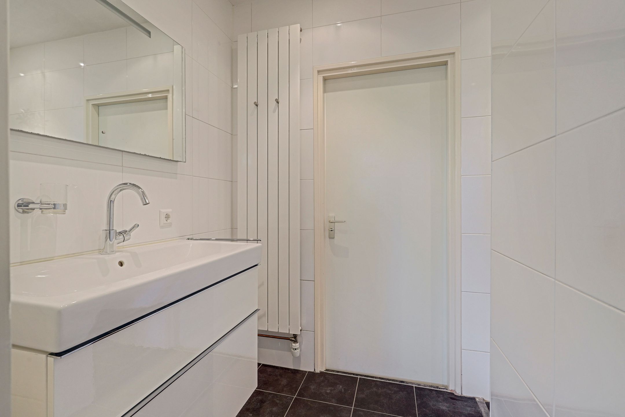 Photo 21 of Parelhoenstraat 34