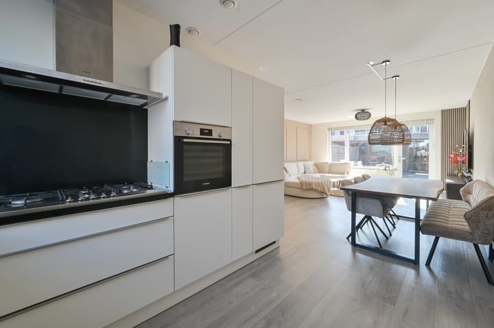 Tussenwoning te koop: Langhuis 4, Wilnis
