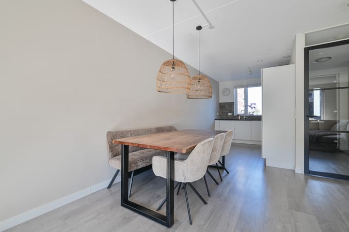 Tussenwoning te koop: Langhuis 4, Wilnis