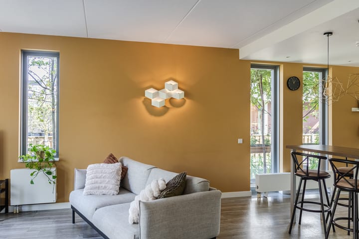 Vrijstaande woning te koop: Lepelaar 15, Sassenheim
