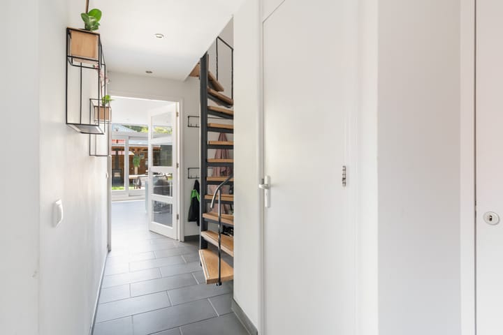 Tussenwoning te koop: Sterrenweg 3B, Berkel En Rodenrijs