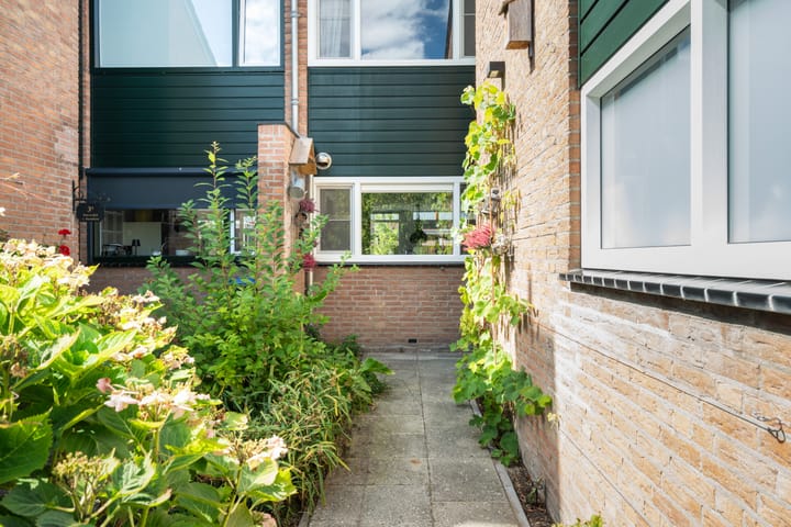 Tussenwoning te koop: Sterrenweg 3B, Berkel En Rodenrijs
