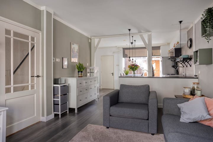 Tussenwoning te koop: Catharina Gillesstraat 33, Kampen