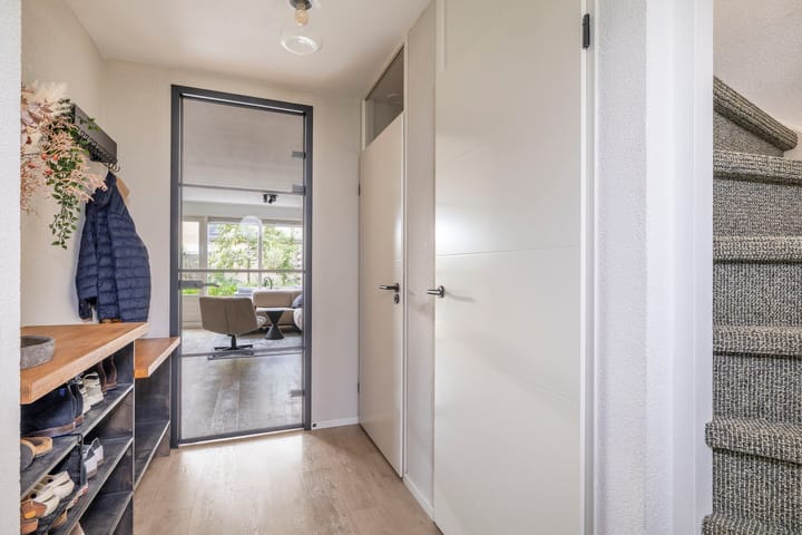 Tussenwoning te koop: Amsterdamlaan 49, Woerden