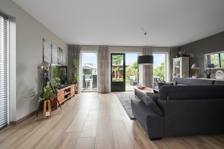 Foto 4 van Dorpsstraat 826