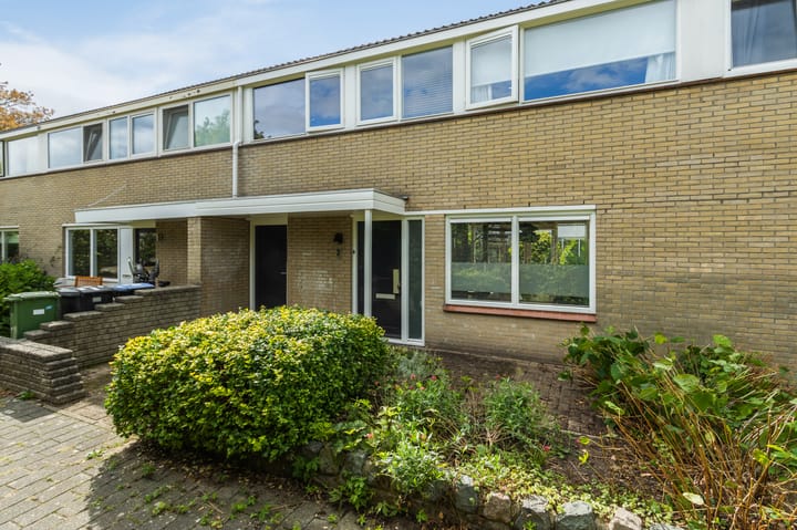 Tussenwoning te koop: Buitentuin 2, Zaltbommel