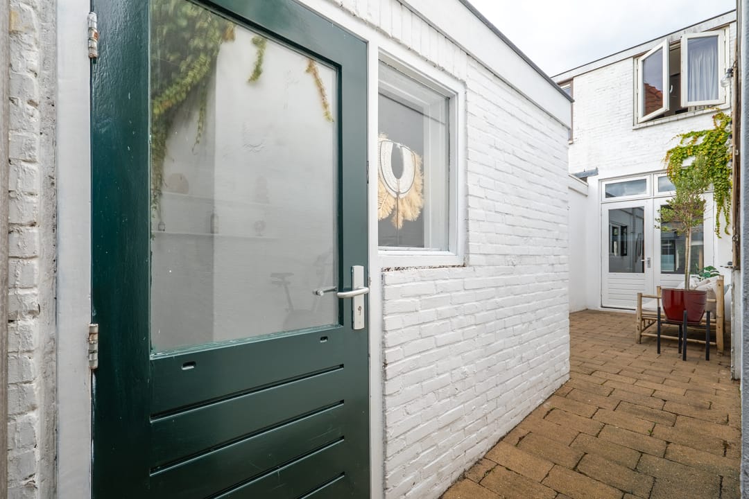 Photo 22 of 1e Landdwarsstraat 8