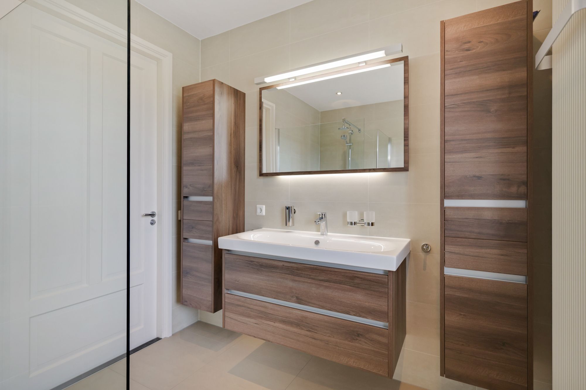 Photo 30 of Norman Belvealstraat 22