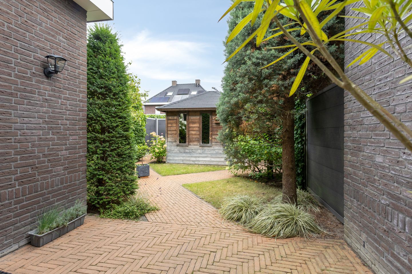 Photo 4 of Norman Belvealstraat 22