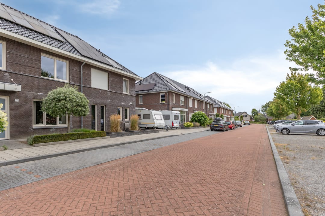 Photo 7 of Norman Belvealstraat 22