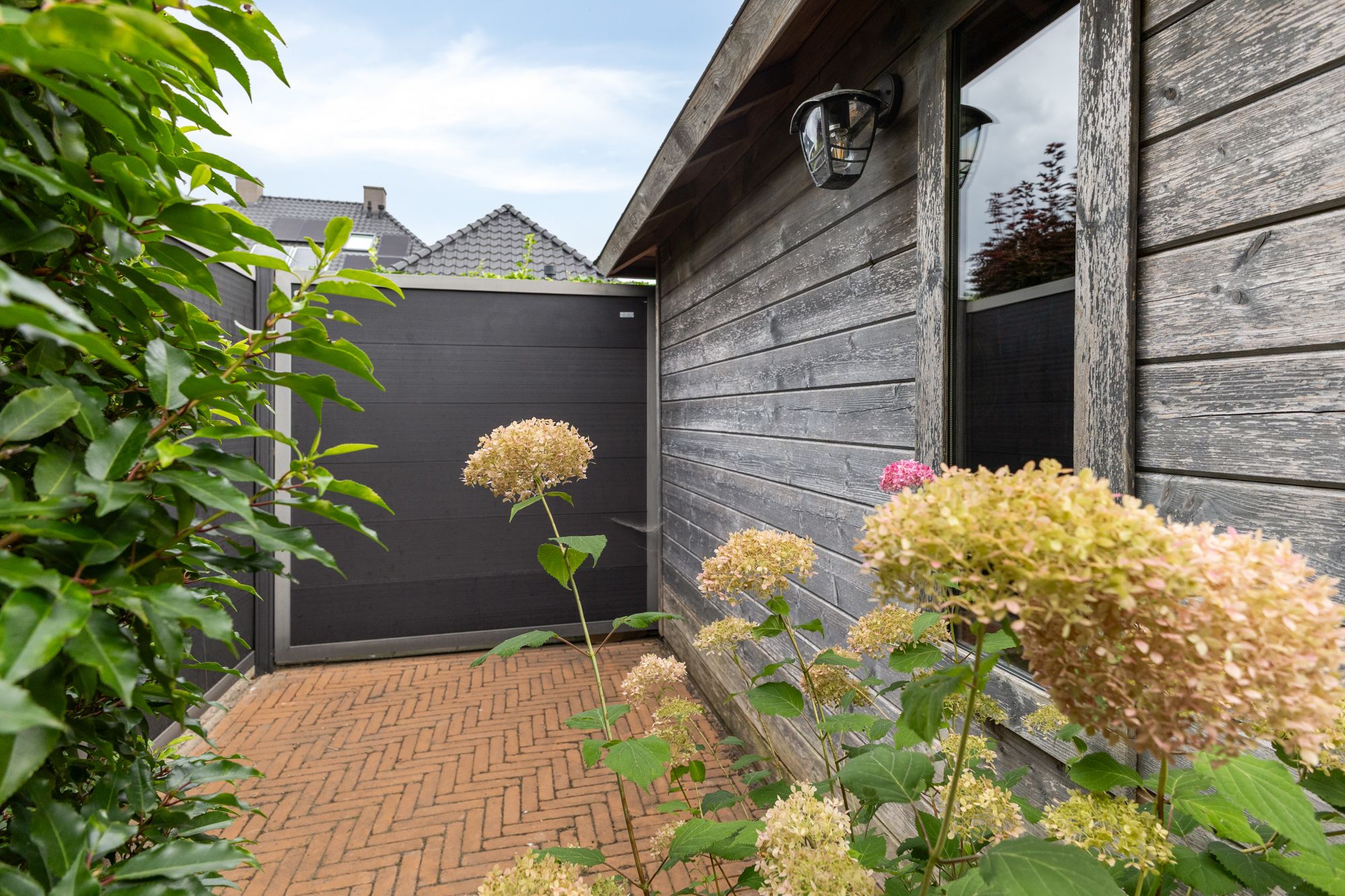 Photo 42 of Norman Belvealstraat 22