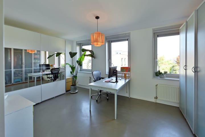 Tussenwoning te koop: Roemer Visscherlaan 7A8, Bussum