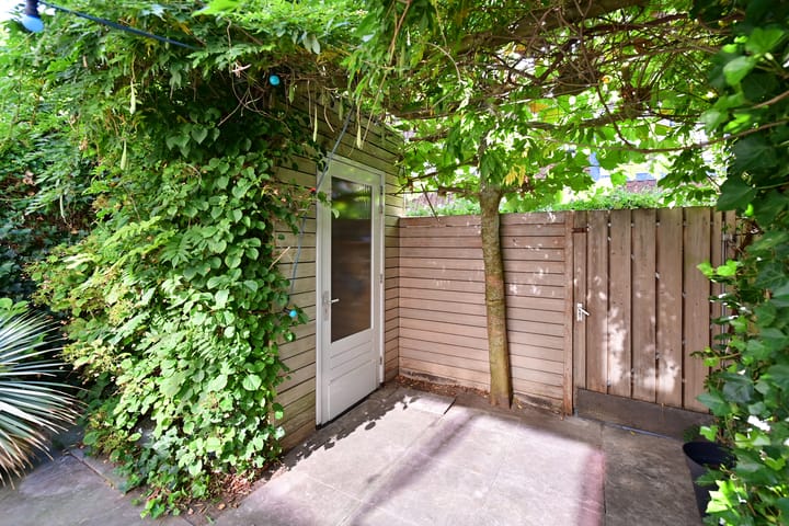 Tussenwoning te koop: Roemer Visscherlaan 7A8, Bussum