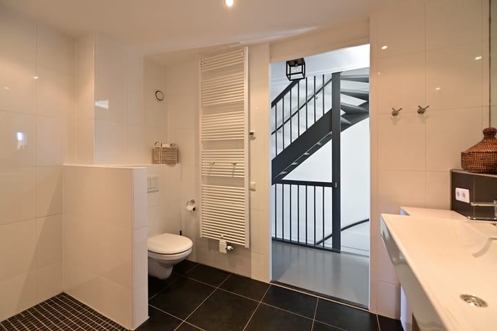 Tussenwoning te koop: Roemer Visscherlaan 7A8, Bussum