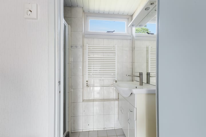 Tussenwoning te koop: Irenestraat 38, Heinenoord