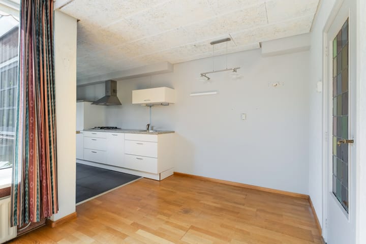 Tussenwoning te koop: Irenestraat 38, Heinenoord