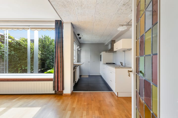 Tussenwoning te koop: Irenestraat 38, Heinenoord