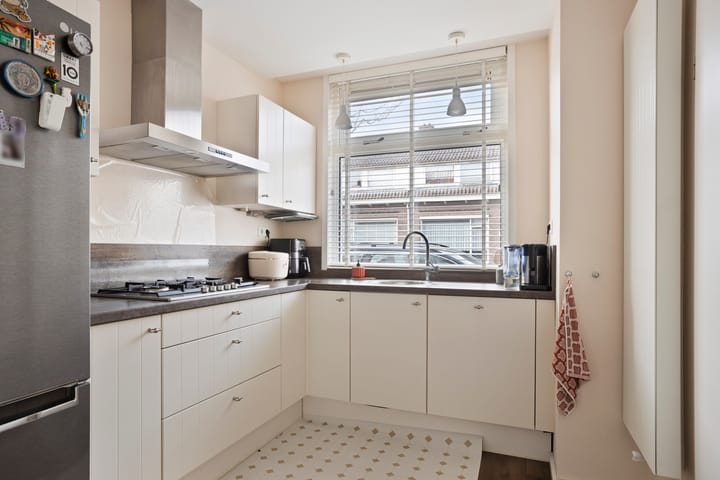 Tussenwoning te koop: Jan de Wittstraat 22, Delft
