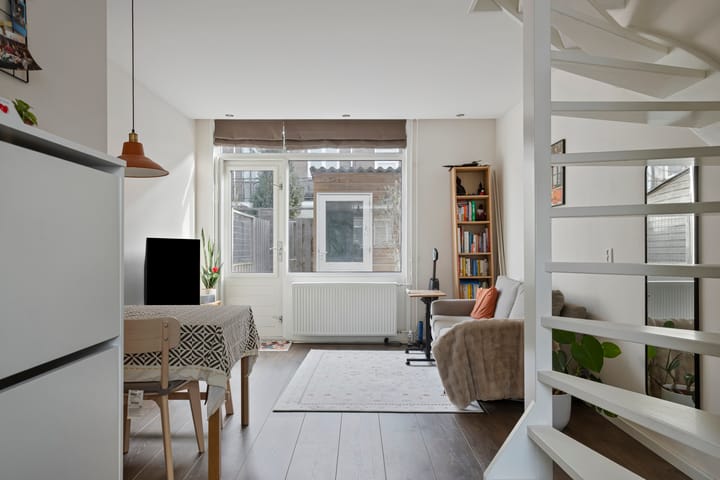 Tussenwoning te koop: Jan de Wittstraat 22, Delft