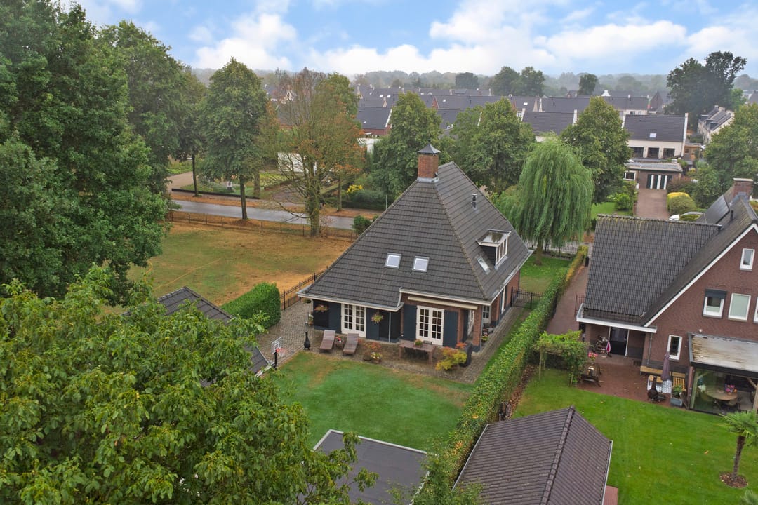Photo 37 of Past. Debijestraat 65
