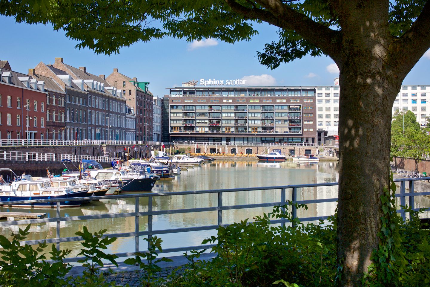 Foto 1 van Maasboulevard 6-B