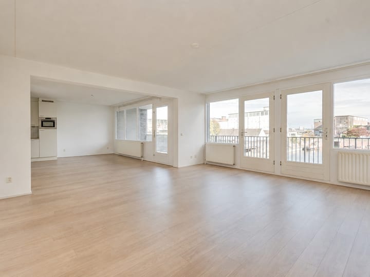 Appartement te koop: Maasboulevard 6B, Maastricht