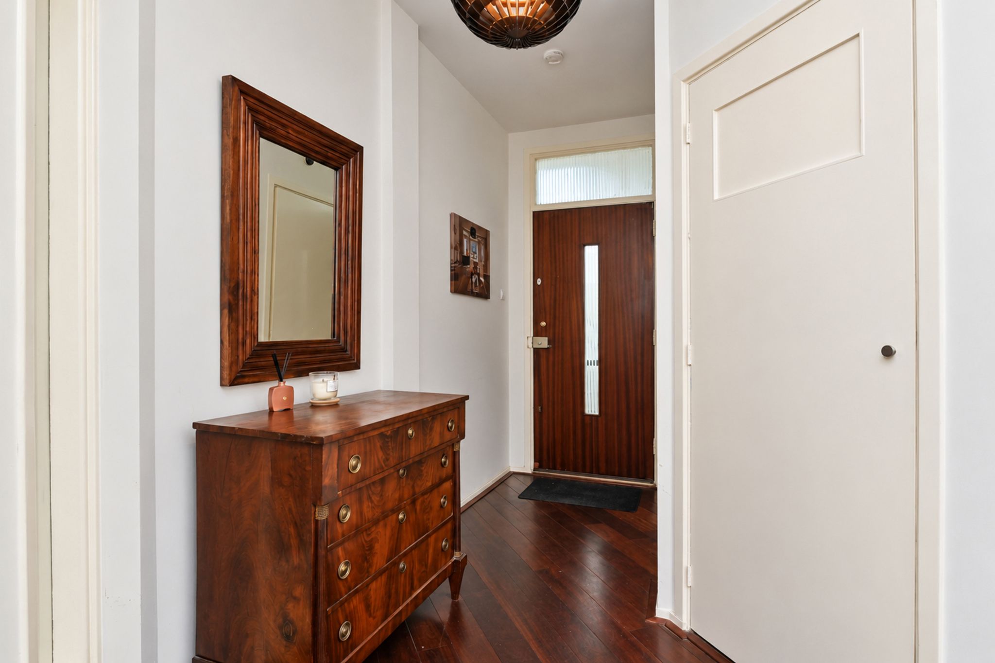Photo 36 of Resedastraat 14