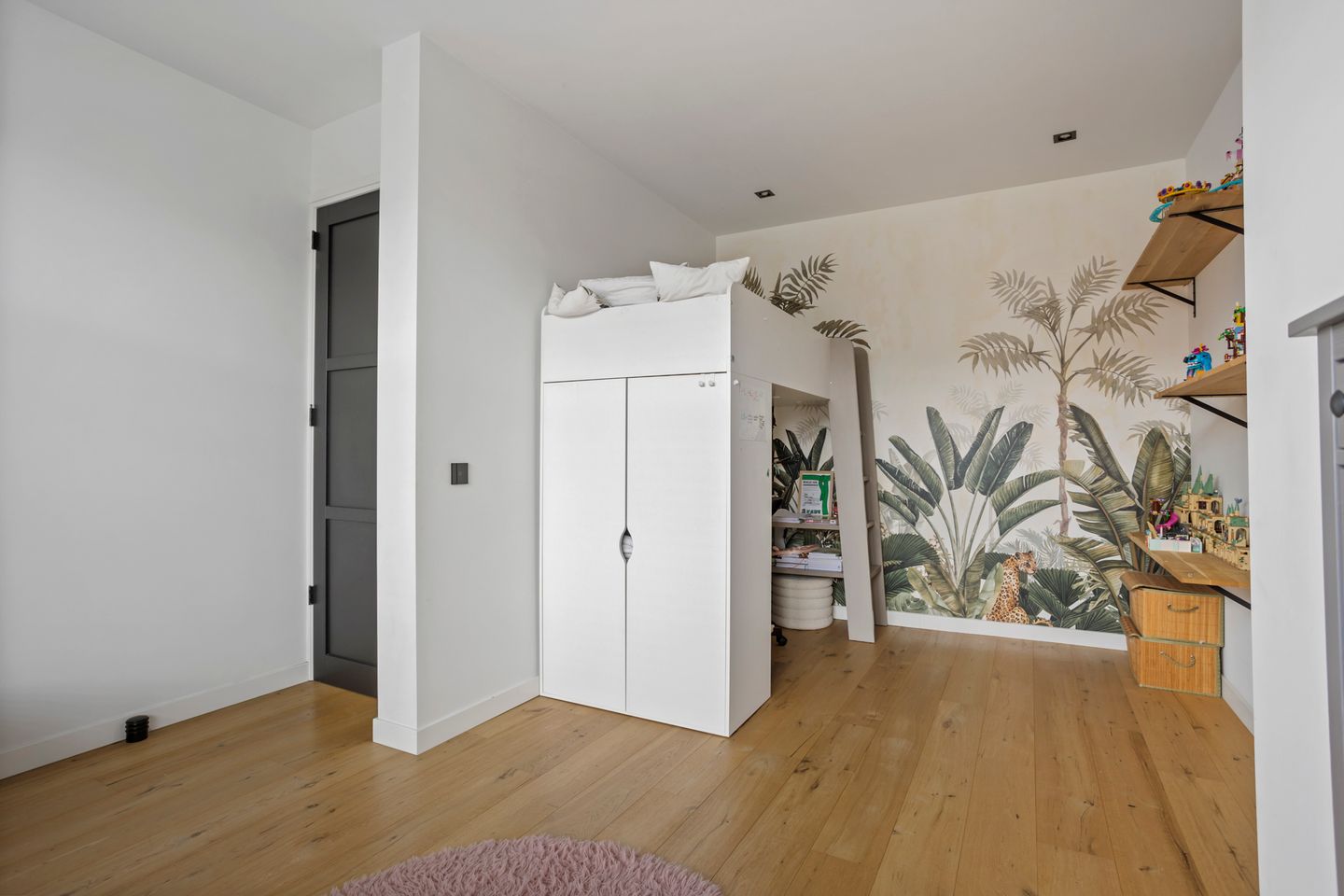 Photo 40 of Cypresstraat 44
