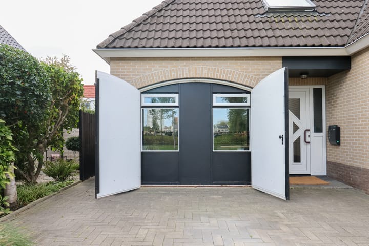 Vrijstaande woning te koop: van Emingaleane 4, Goutum