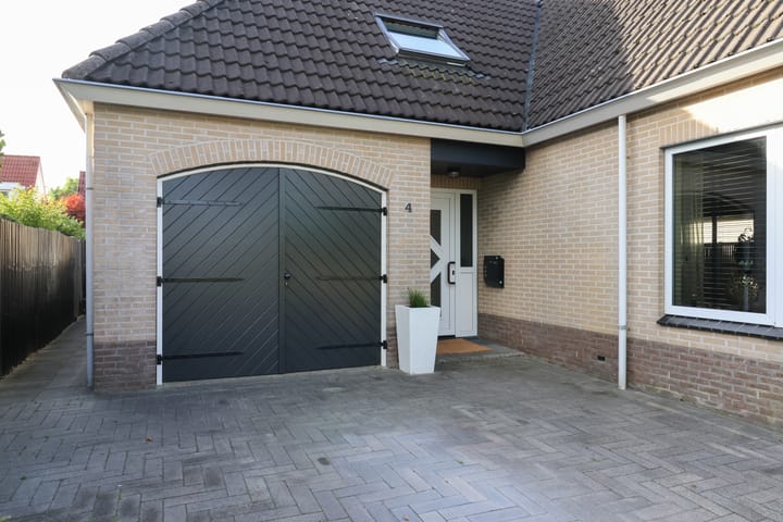 Vrijstaande woning te koop: van Emingaleane 4, Goutum