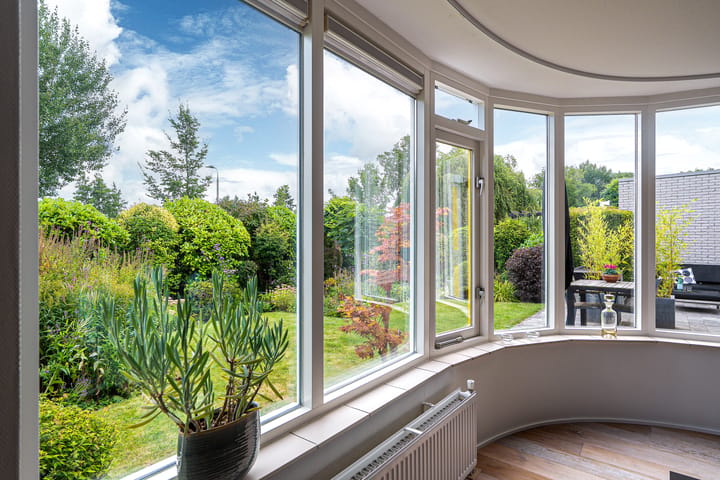 Vrijstaande woning te koop: Uilenburgstate 37, Leeuwarden
