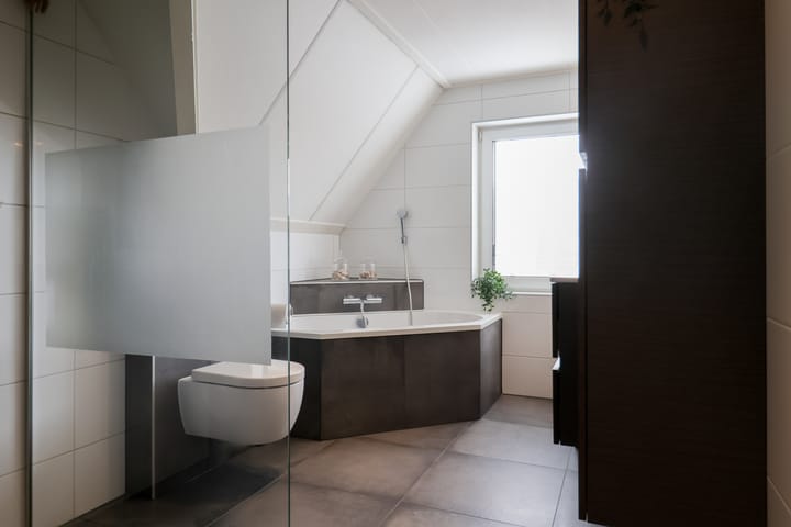 Vrijstaande woning te koop: van Emingaleane 4, Goutum
