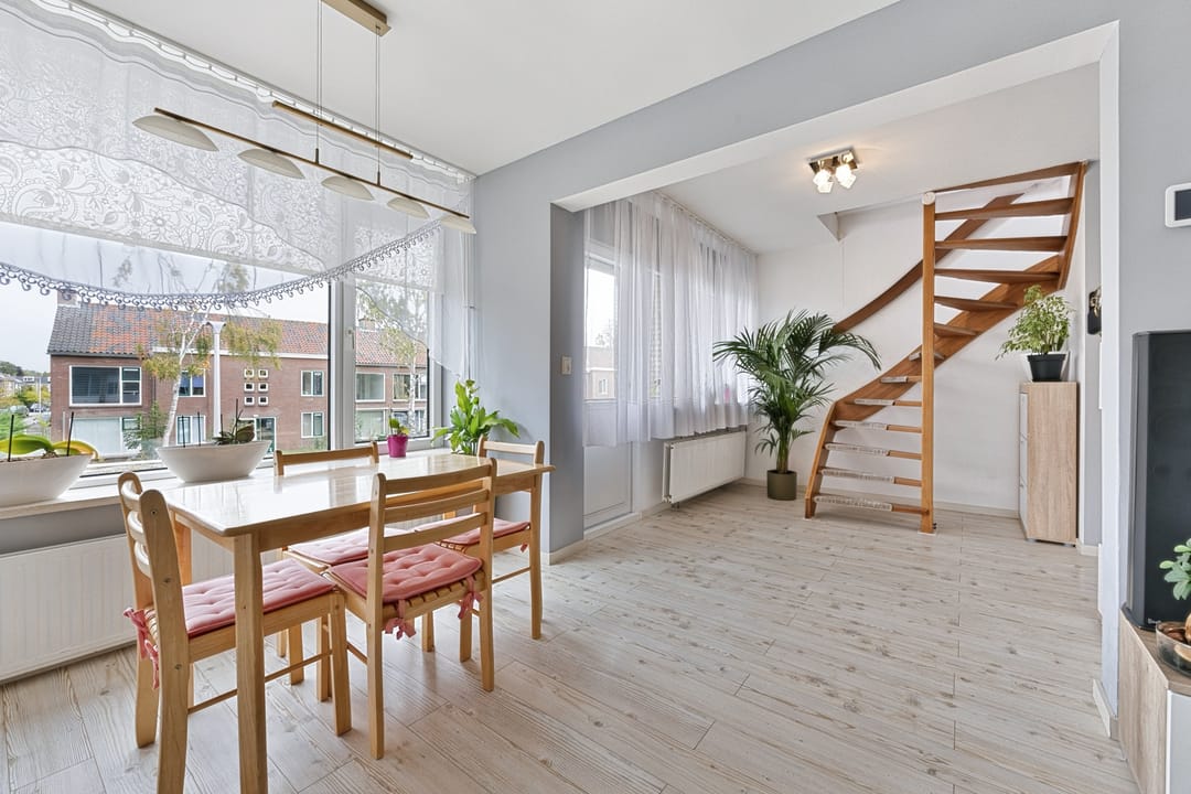 Photo 13 of Frederik Hendriklaan 10