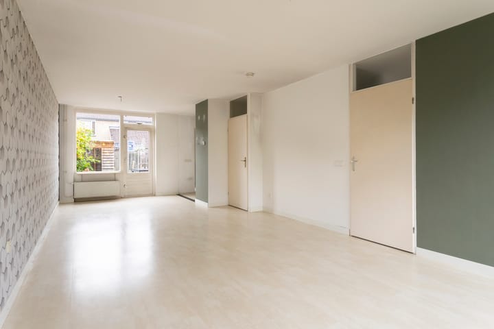 Tussenwoning te koop: Yersekeroord 22, Bergen Op Zoom