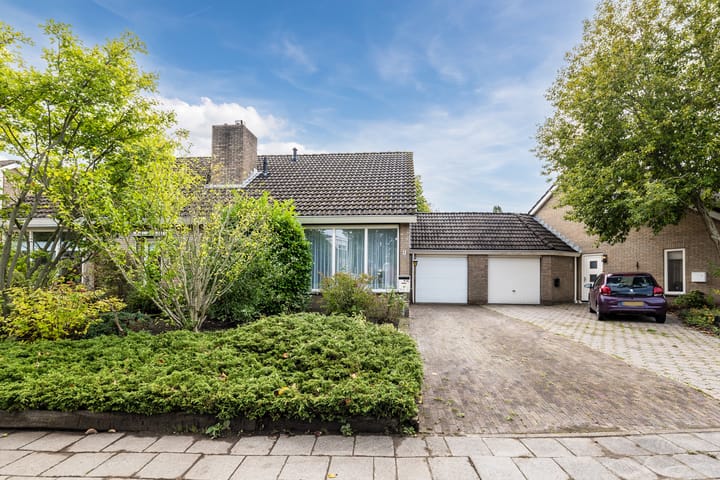 Tussenwoning te koop: Marterlaan 76, Winschoten