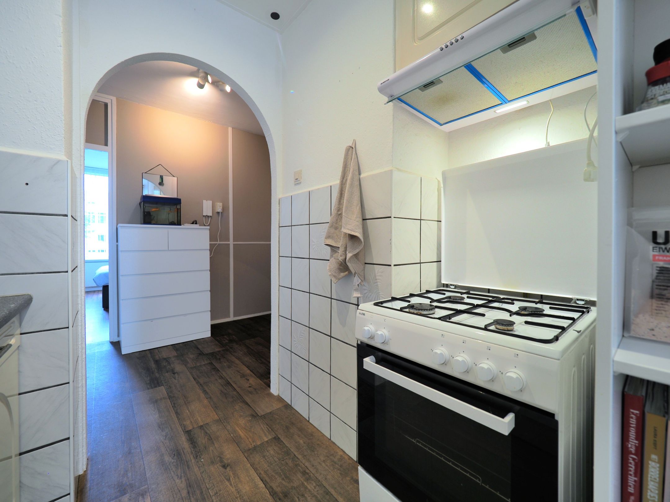 Photo 21 of Evertsenstraat 38