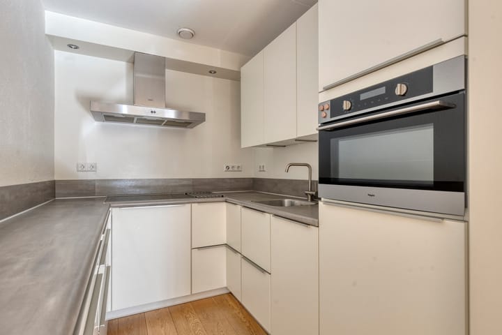 Appartement te koop: Van Boetzelaerlaan 76, Hoogland