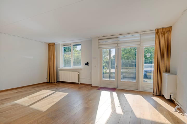 Appartement te koop: Van Boetzelaerlaan 76, Hoogland