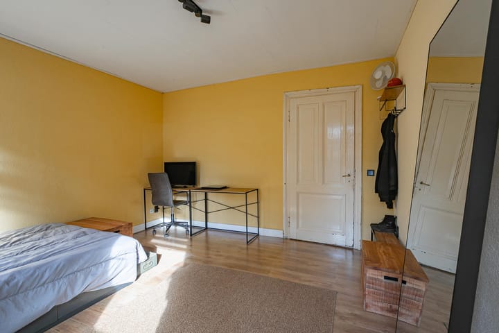 Tussenwoning te koop: Heerlenersteenweg 32, Kerkrade