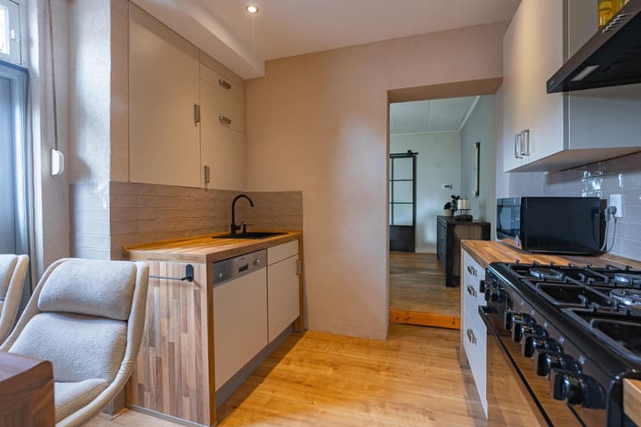 Tussenwoning te koop: Heerlenersteenweg 32, Kerkrade